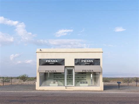 prada marfa druck|prada marfa location.